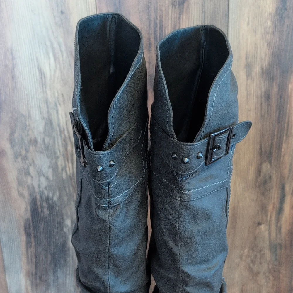 Just Fab Edlin Gray Over the Knee Boots 5.5 R193
